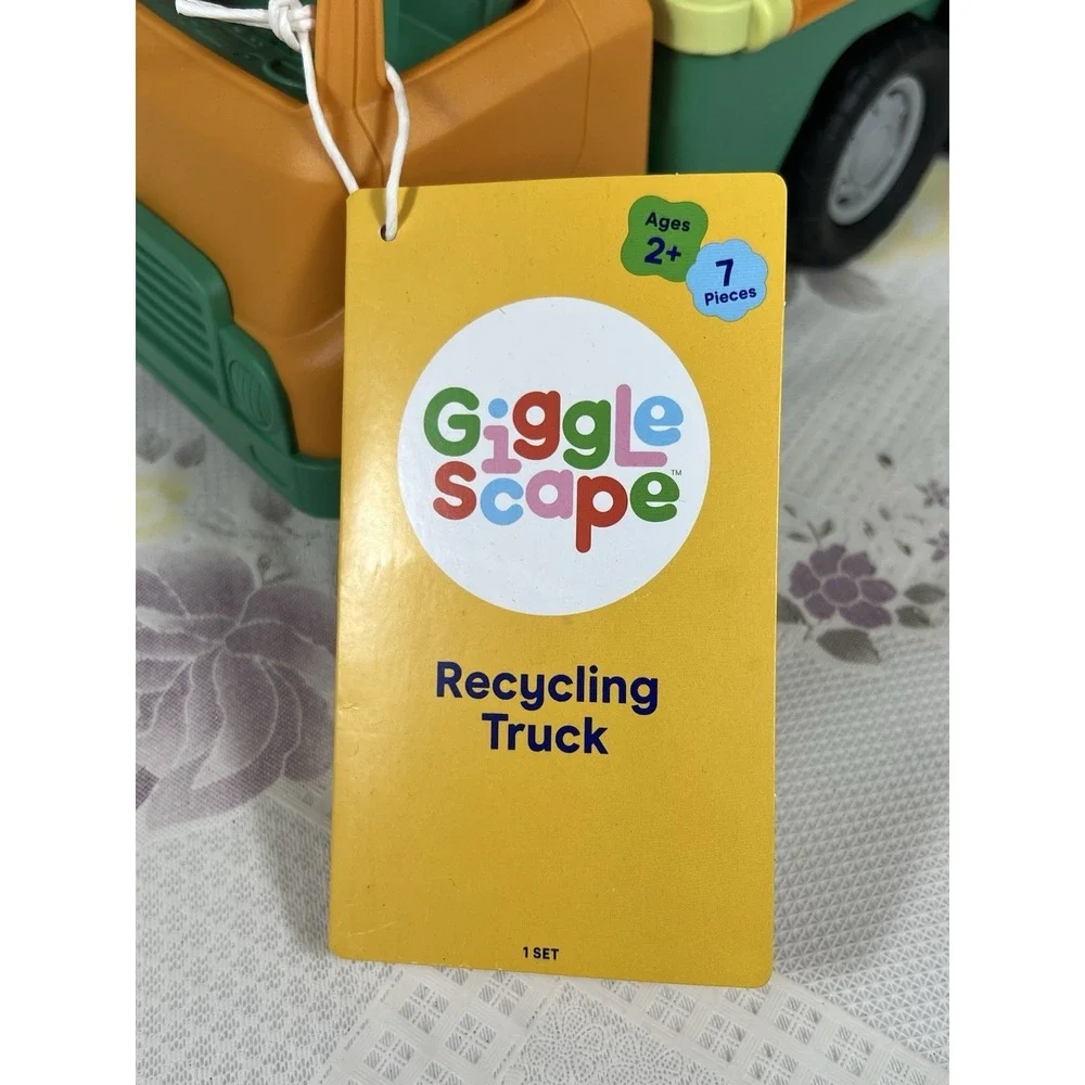 Gigglescape Recycling Truck Plastic Toy‎ Vehicle 7 Pieces Unisex Kids Age 2+